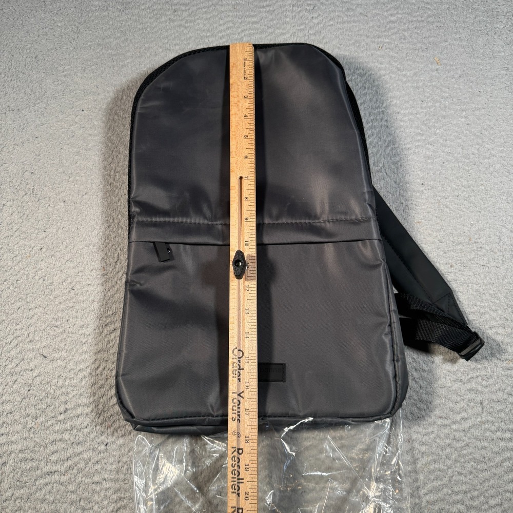 Paco Rabanne Invictus Backpack Gray New In Wrapping - Picture 6 of 7